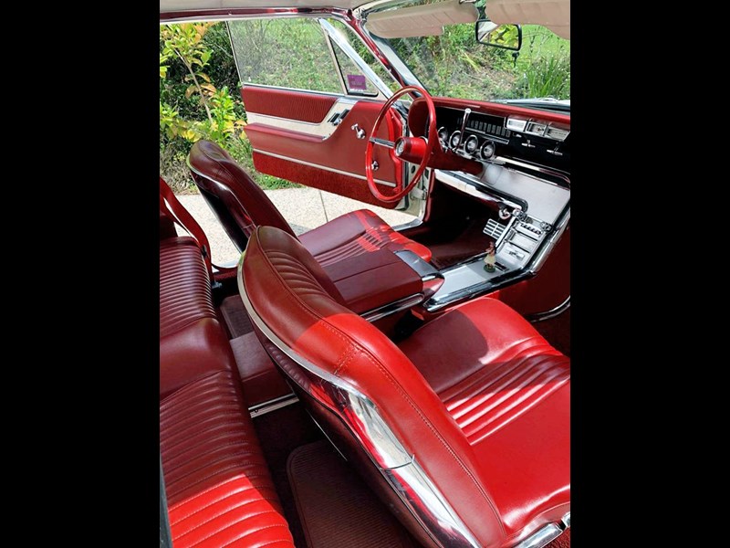 ford thunderbird 867397 019