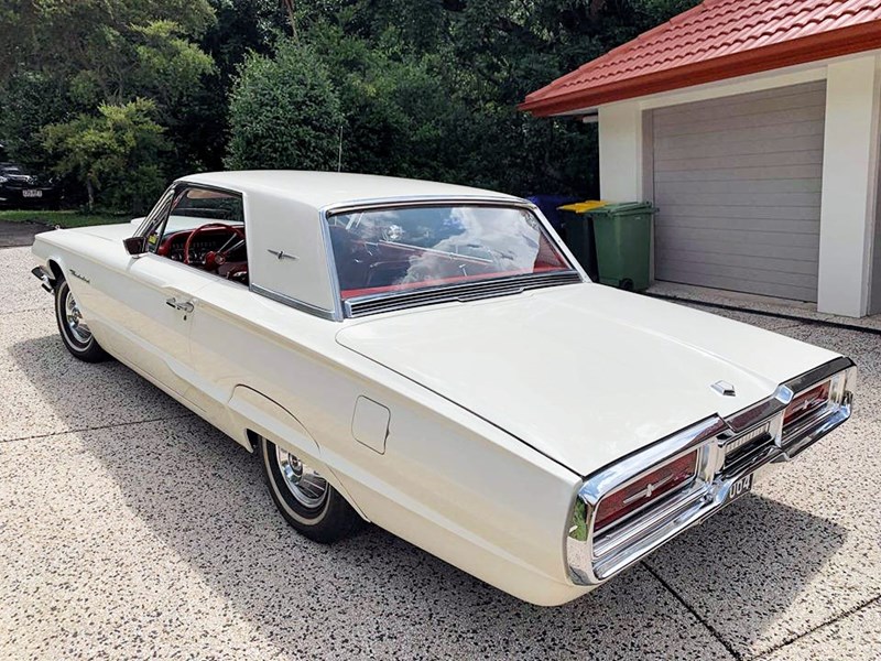 ford thunderbird 867397 007