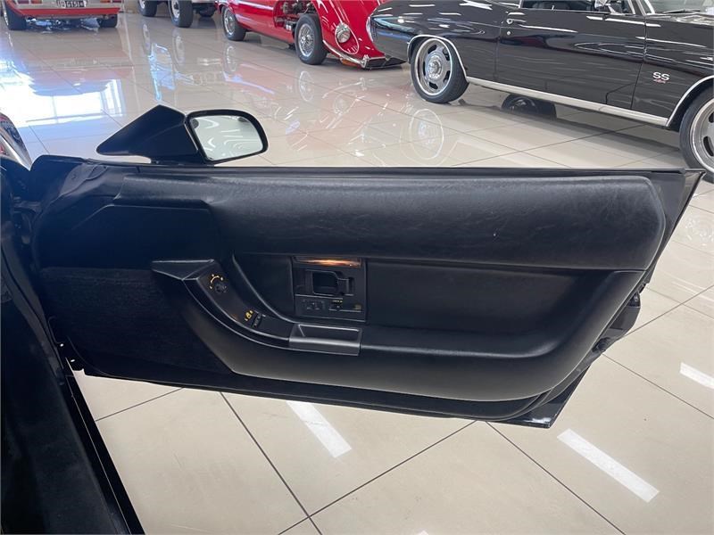 chevrolet corvette 867341 019