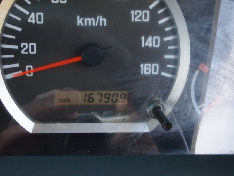 isuzu n series 863966 035