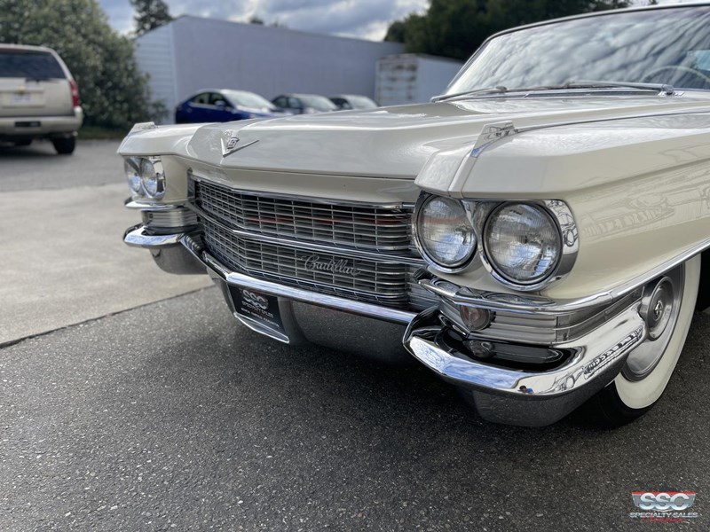 cadillac de ville 867700 041