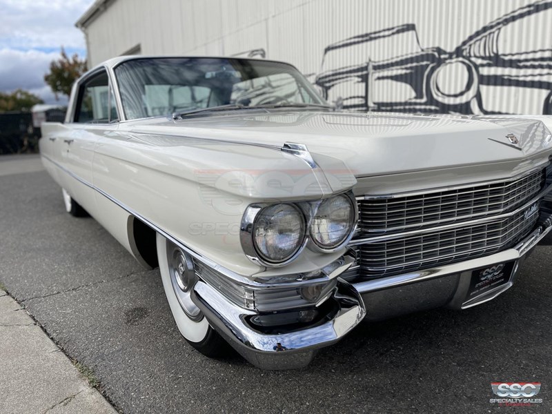 cadillac de ville 867700 033