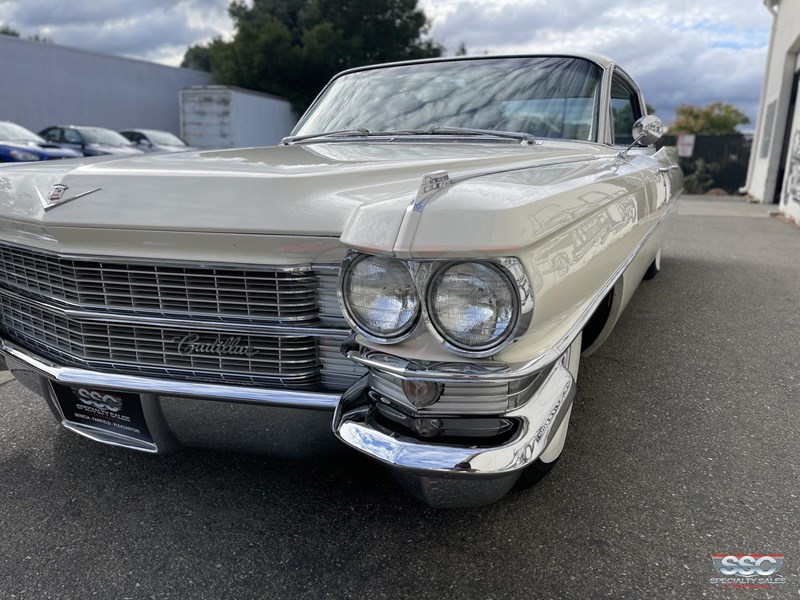 cadillac de ville 867700 039