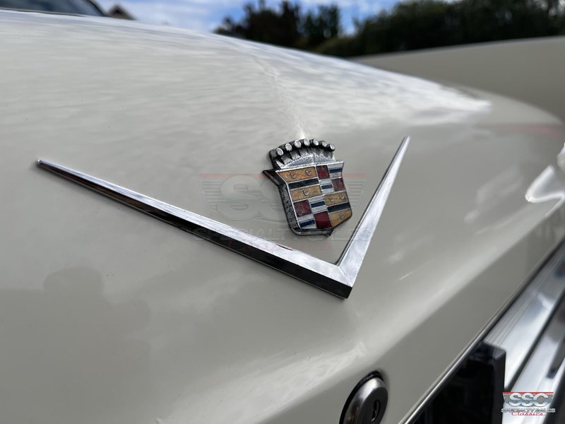 cadillac de ville 867700 055
