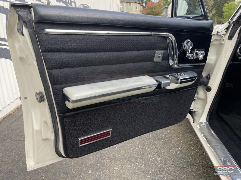 cadillac de ville 867700 093