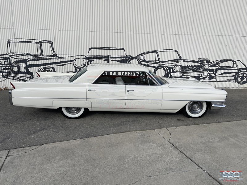 cadillac de ville 867700 027