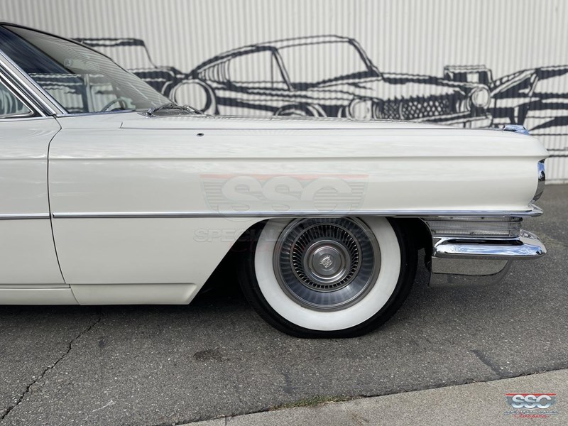 cadillac de ville 867700 071