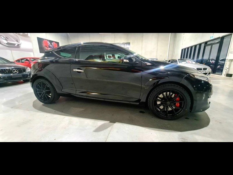 renault megane 868355 011