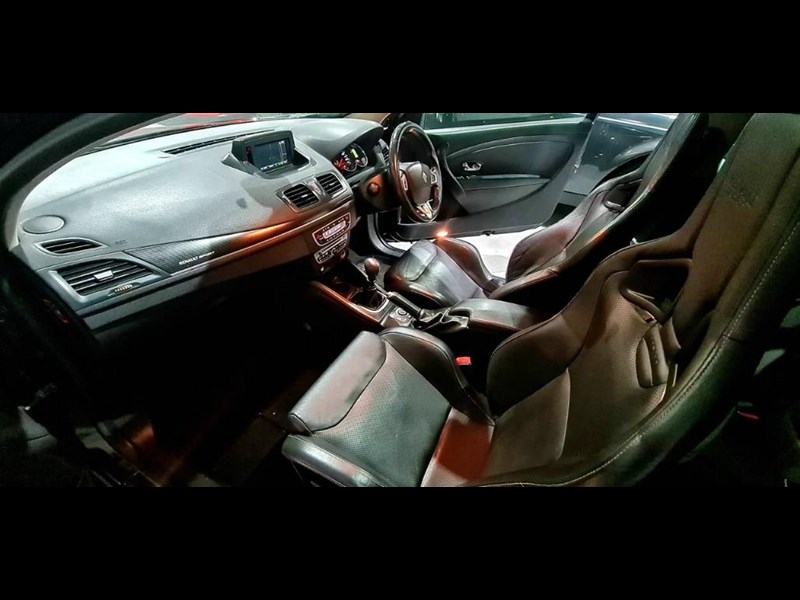 renault megane 868355 065