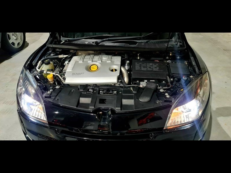 renault megane 868355 071