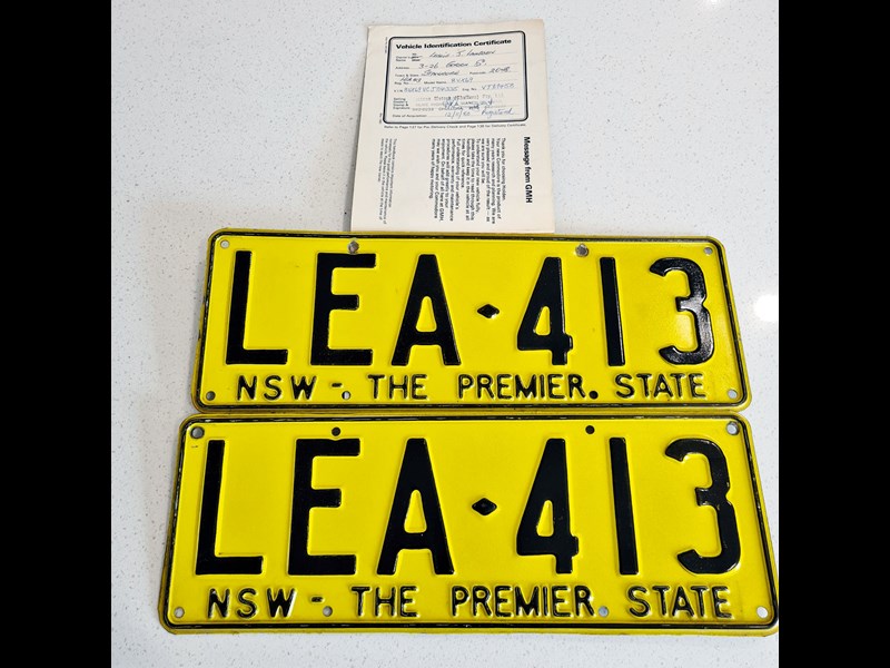 hdt brock commodore 871189 159