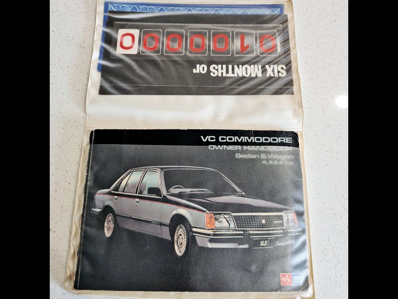 hdt brock commodore 871189 147