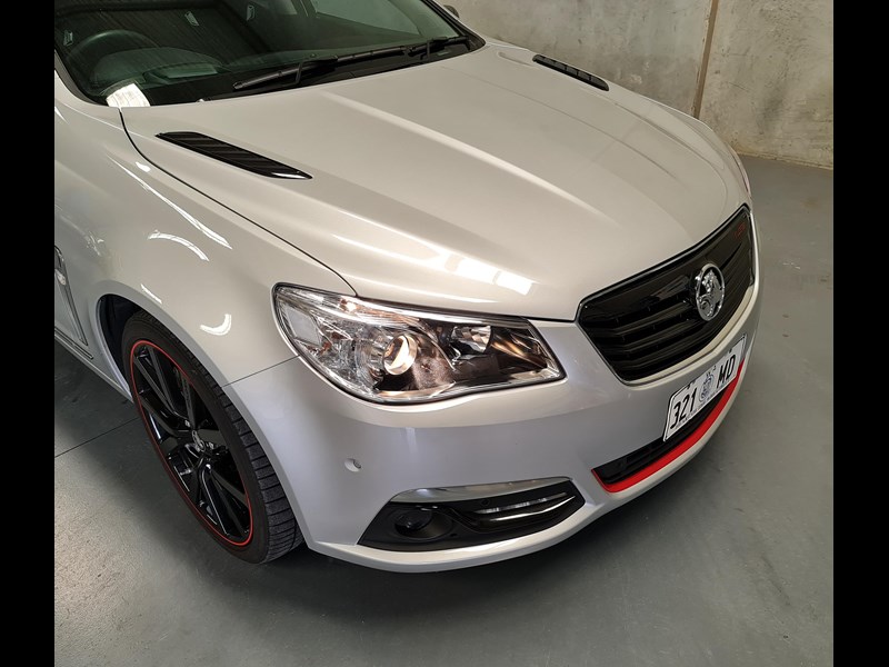 holden calais 867028 075