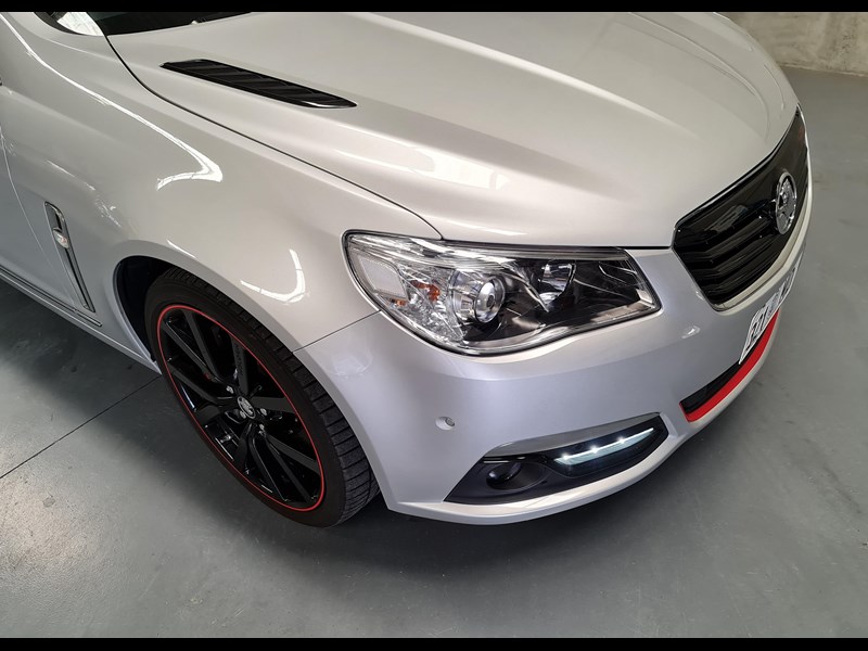 holden calais 867028 079