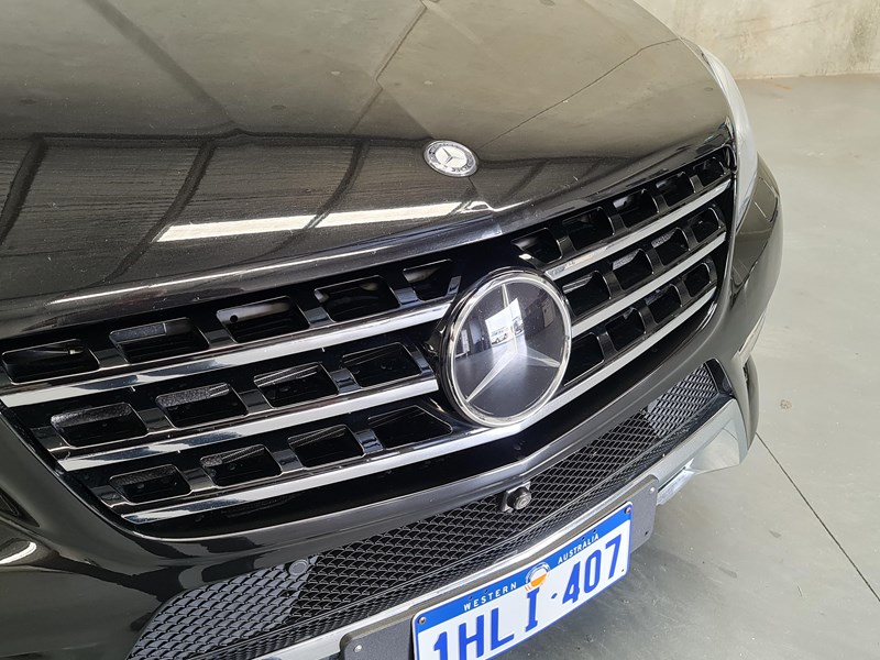 mercedes-benz ml500 867050 071