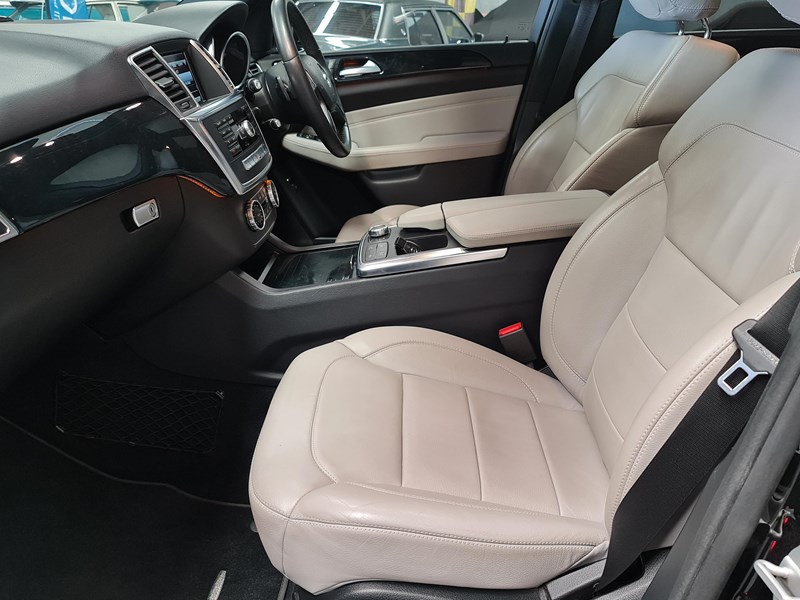 mercedes-benz ml500 867050 035