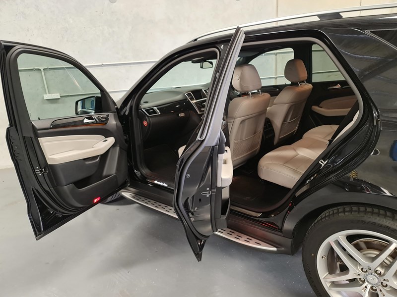 mercedes-benz ml500 867050 079