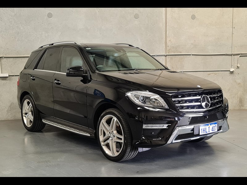 mercedes-benz ml500 867050 001