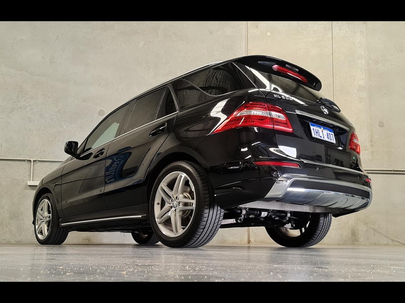 mercedes-benz ml500 867050 103