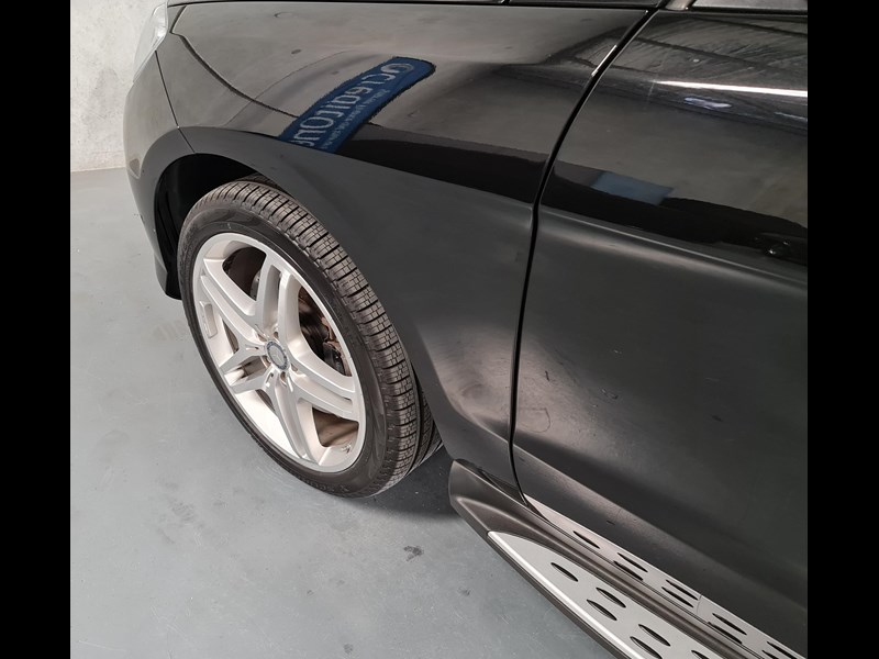 mercedes-benz ml500 867050 083