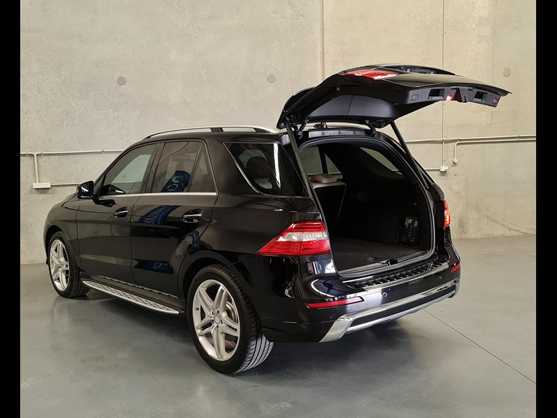 mercedes-benz ml500 867050 097