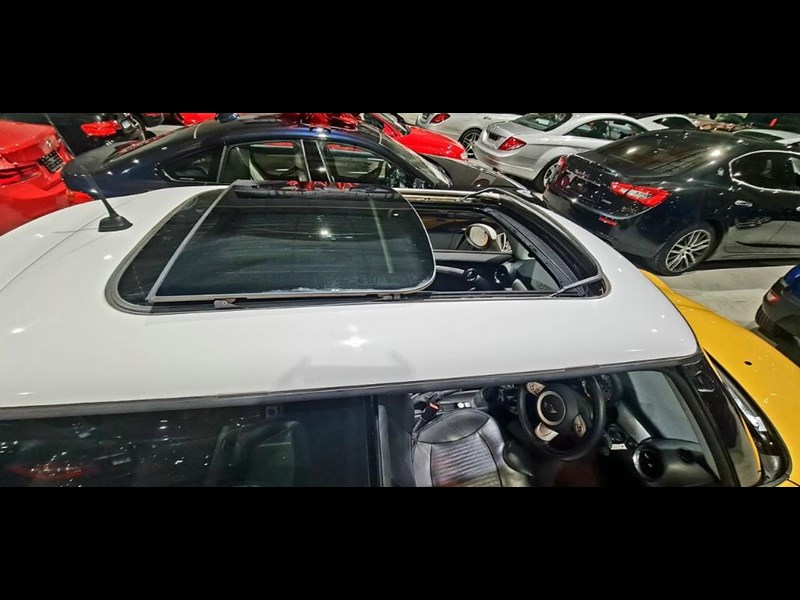 mini hatch 868450 037