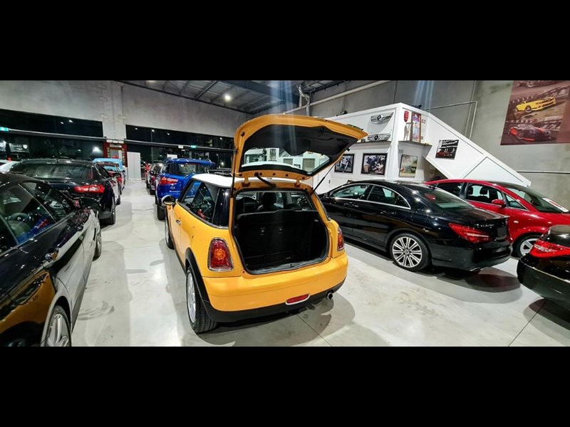 mini hatch 868450 047