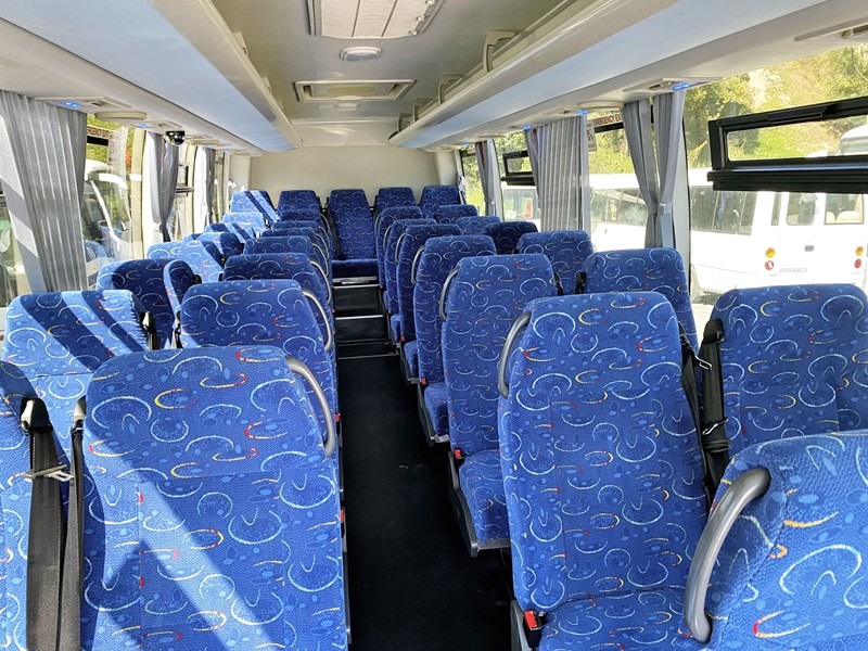 higer ryder h8200 35 seat bus 871156 007