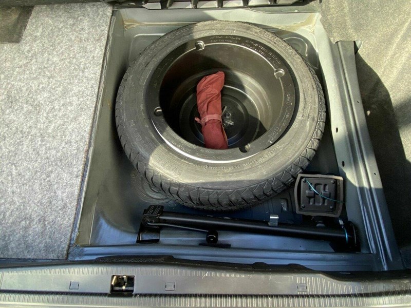 mercedes-benz e220 868486 027