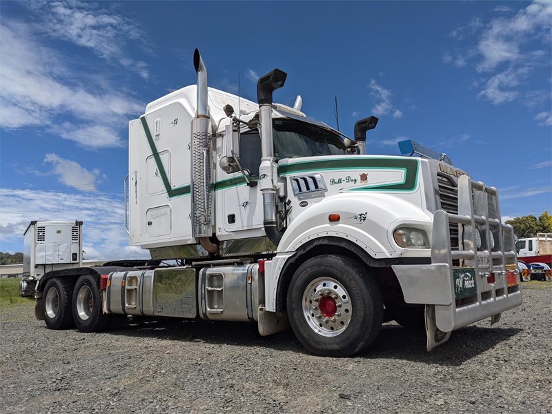 mack super-liner 868533 009