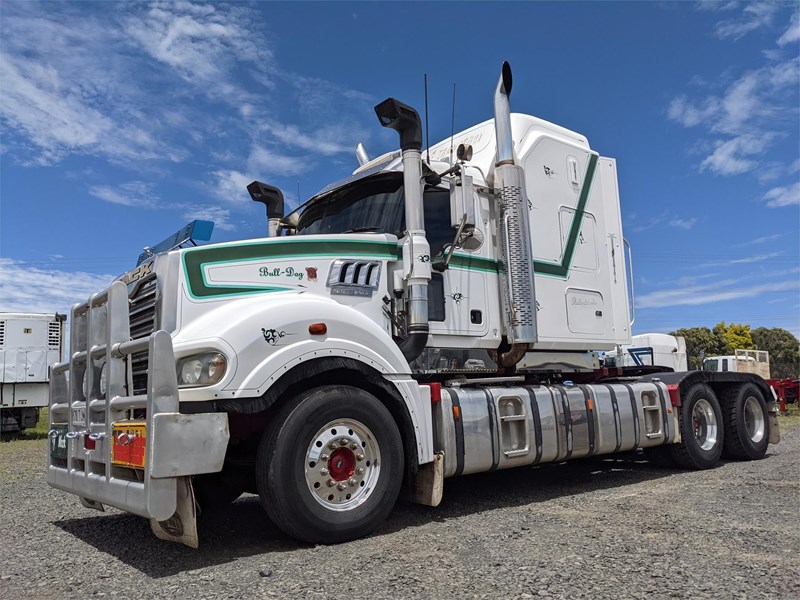 mack super-liner 868533 001