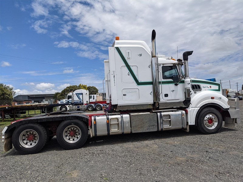 mack super-liner 868533 015