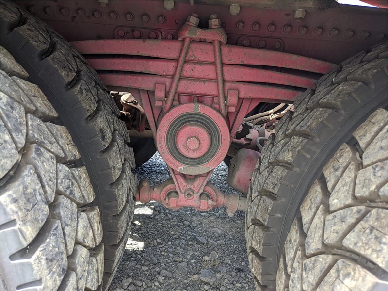 mack super-liner 868533 023