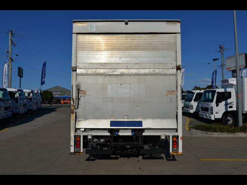 fuso canter 868584 007