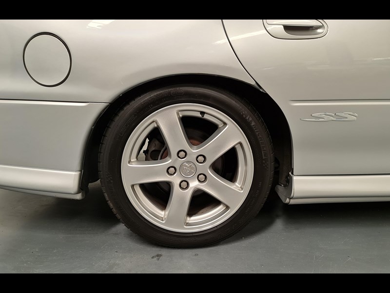 holden commodore ss 867042 079