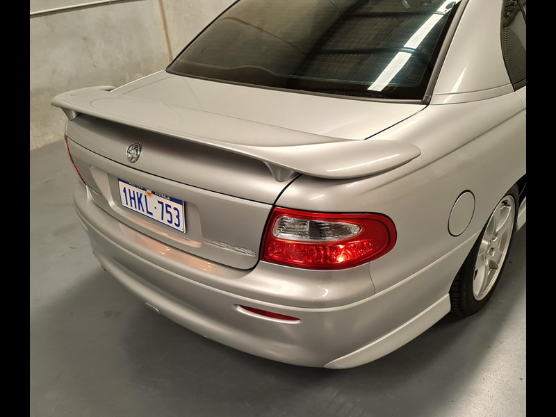 holden commodore ss 867042 085