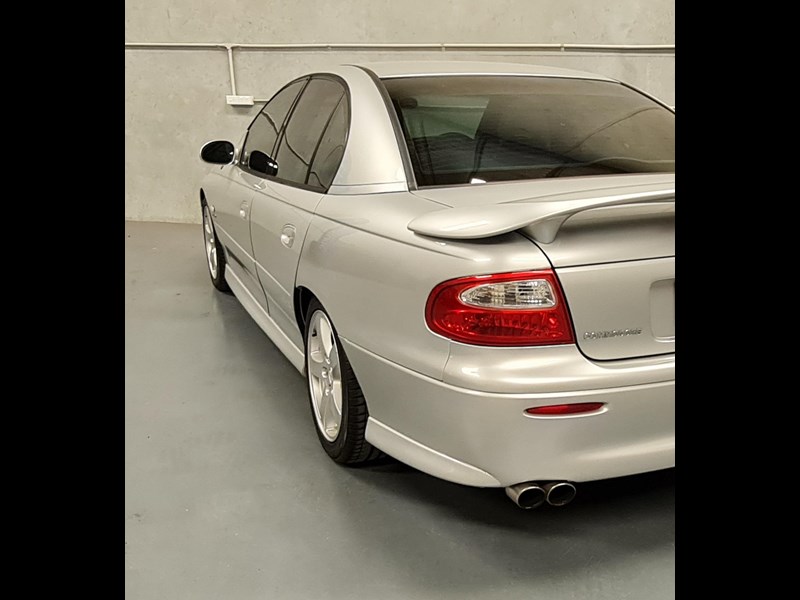 holden commodore ss 867042 093