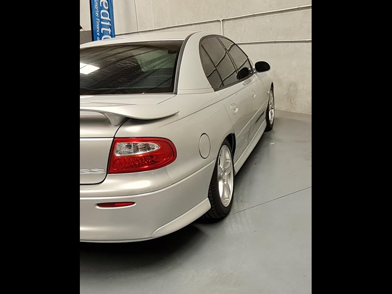 holden commodore ss 867042 095