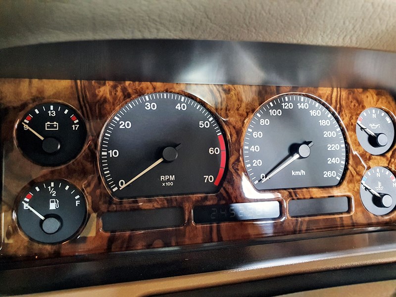 jaguar xj6 871154 003