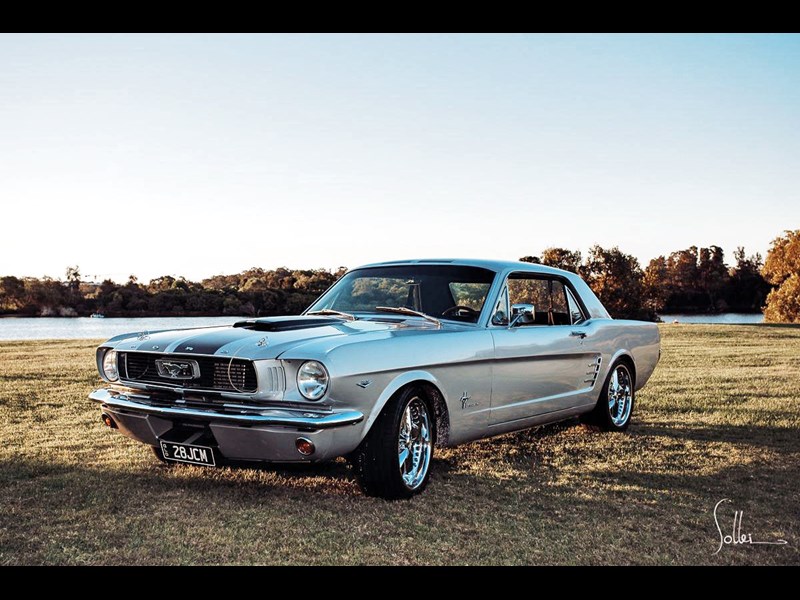 ford mustang 871146 001