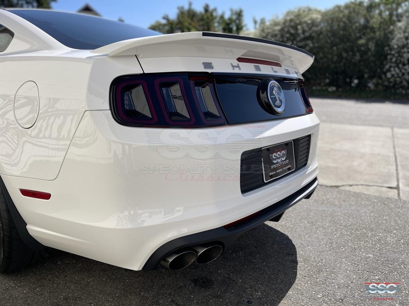 ford mustang 869194 055