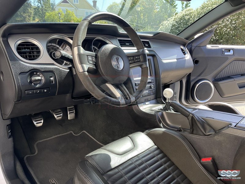 ford mustang 869194 093