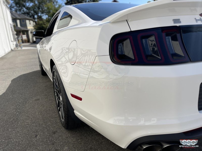 ford mustang 869194 013