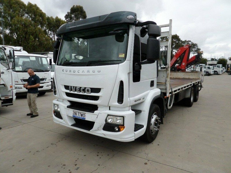 iveco eurocargo 865526 005