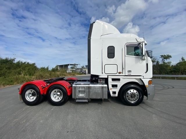 freightliner argosy 869251 027