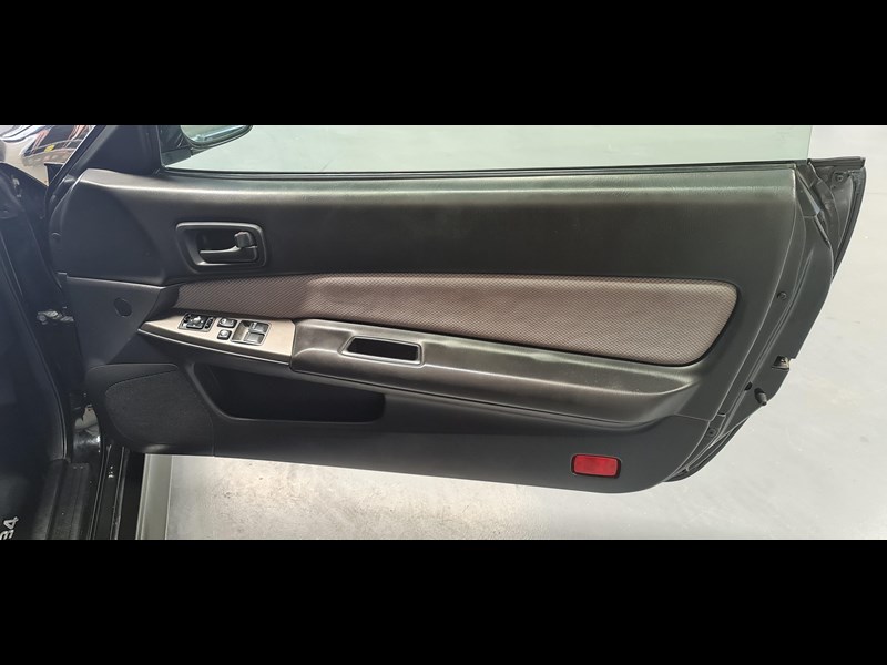 nissan skyline 868866 019