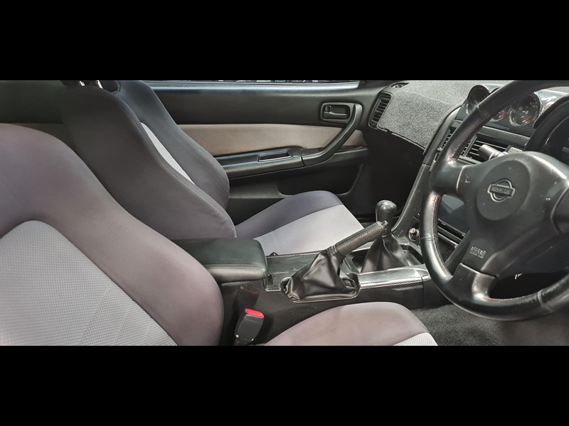 nissan skyline 868866 023