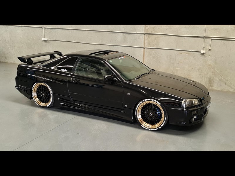 nissan skyline 868866 109