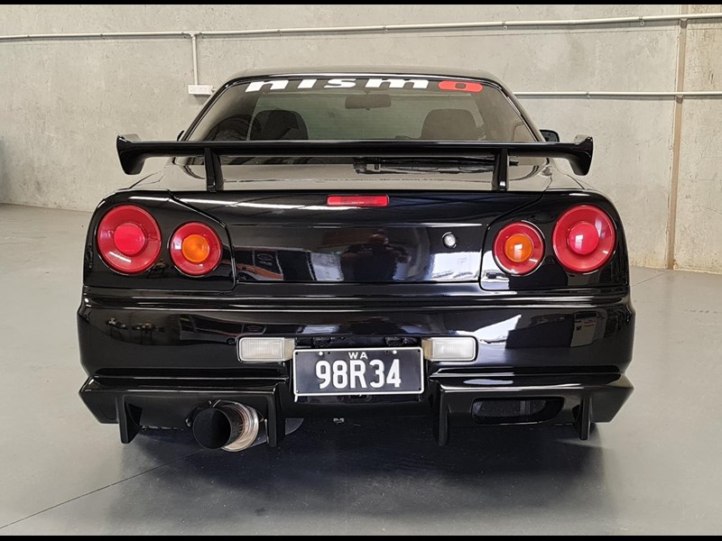 nissan skyline 868866 087