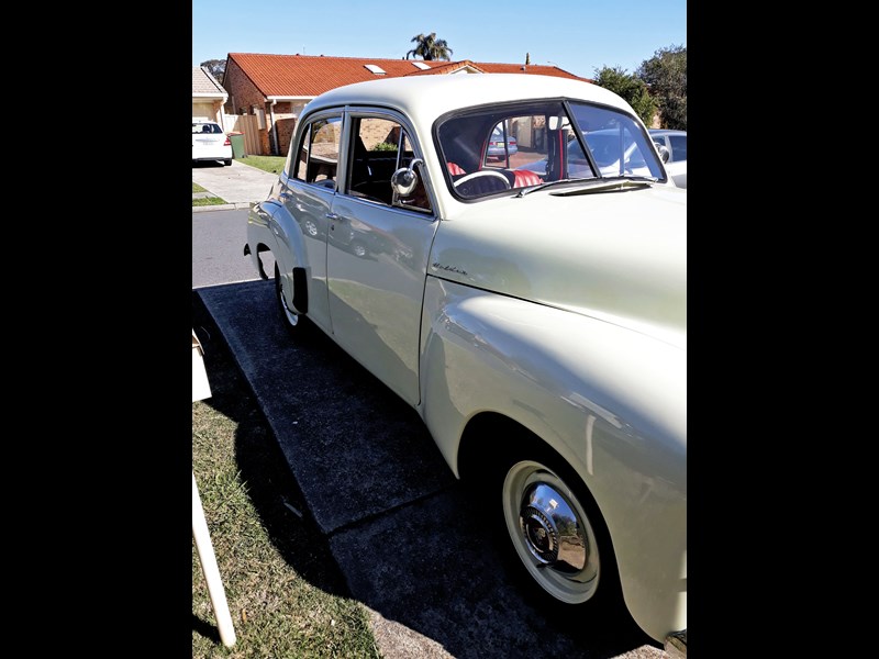 holden special 869775 015